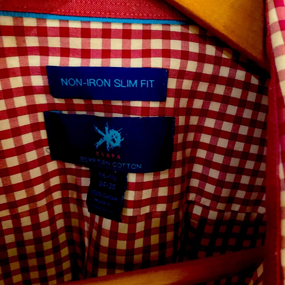 Egara slim fit dress shirt in gingham print.